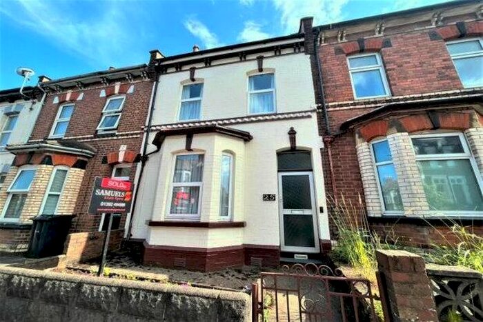 3 Bedroom Terraced House To Rent In Pinhoe Road, Exeter, EX4