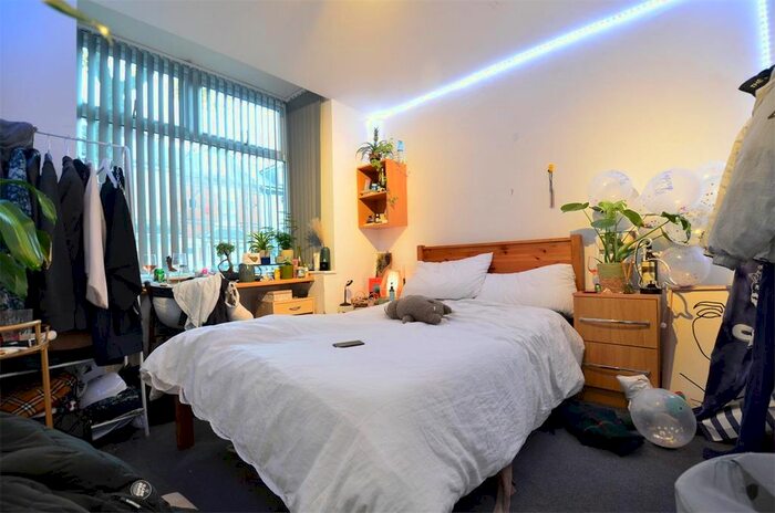 7 Bedroom Terraced House To Rent In Tiverton Road, Selly Oak, Birmingham, B29