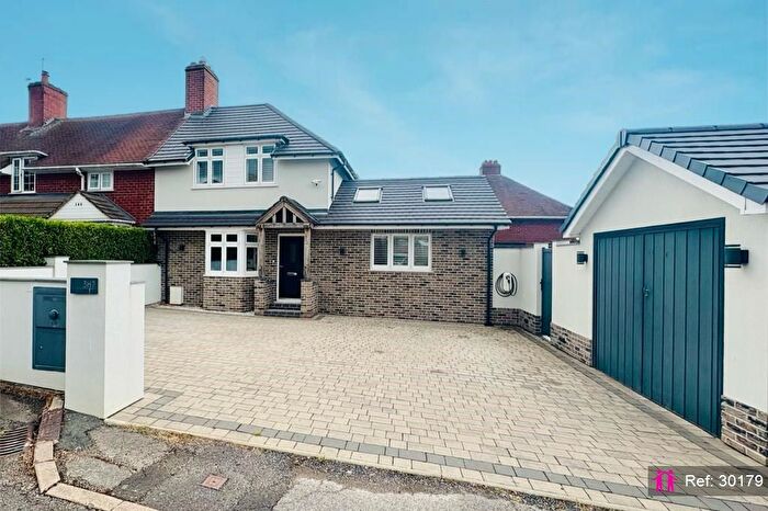 4 Bedroom End Of Terrace House For Sale In Bromsgrove Road, Halesowen, B62