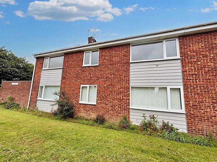 2 Bedroom Flat For Sale In Hazelmere Avenue, Bedlington, NE22