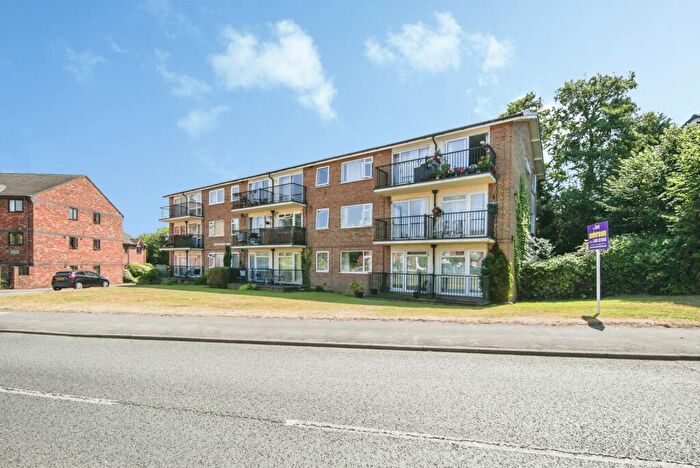 1 Bedroom Flat For Sale In Rectory Road, Sutton Coldfield, West Midlands, B75