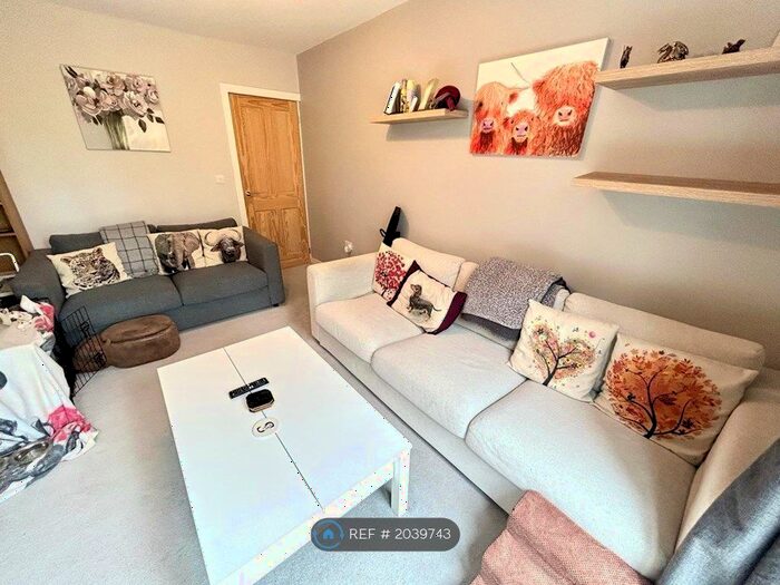 3 Bedroom Terraced House To Rent In Manor Park Crescent, Sheffield, S2