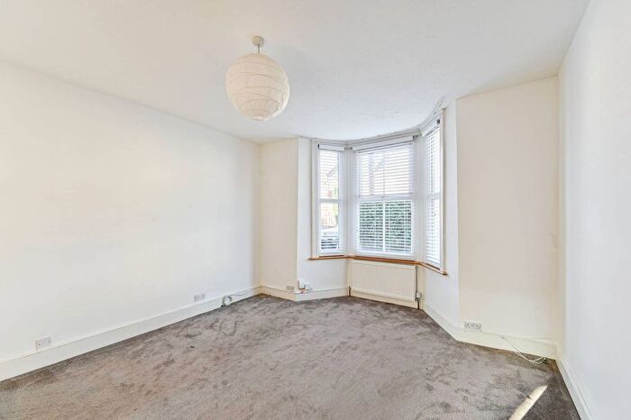 3 Bedroom End Of Terrace House To Rent In Ferrers Road, Streatham, London, SW16