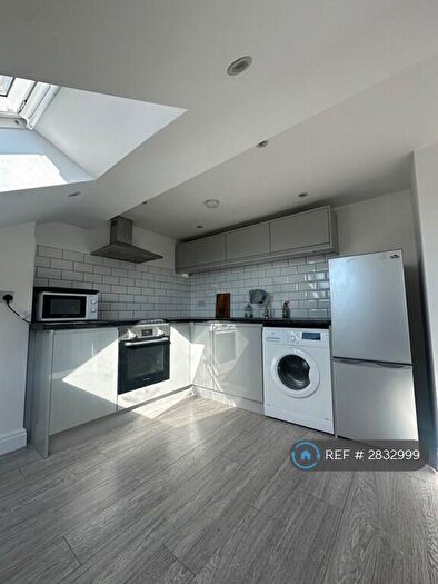 Studio To Rent In Dalston Lane, London, E8