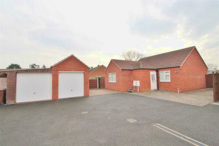 2 Bedroom Detached Bungalow For Sale In Nottingham Road, Bottesford, Nottingham, NG13