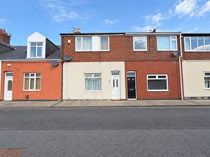 3 Bedroom Terraced House For Sale In Londonderry Street, Sunderland, SR3