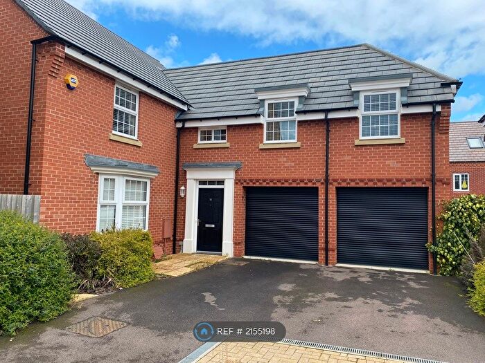 5 Bedroom Detached House To Rent In Busby Mead, Bedford, MK43