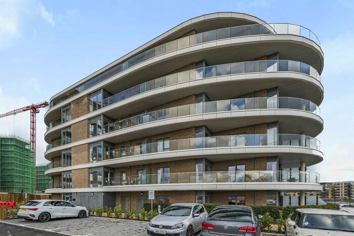 2 Bedroom Flat To Rent In Flagstaff Road, Reading, RG2