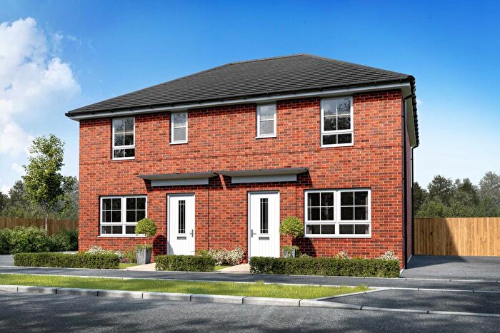 3 Bedroom Semi Detached House For Sale In Brokenstone Road, Feniscowles, Blackburn With Darwen, Lancashire, BB3