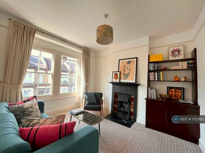 2 Bedroom Flat To Rent In Wooler Street, London, SE17