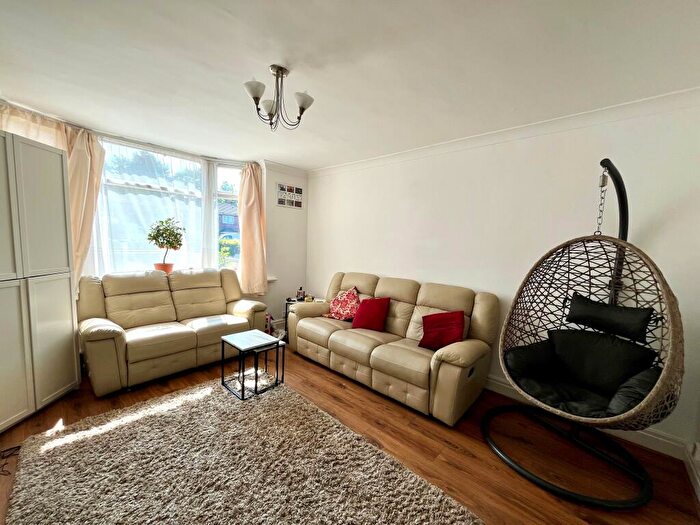 3 Bedroom House To Rent In Moorby Avenue, Burnage, M19