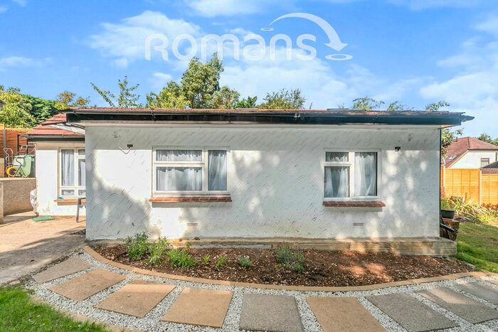 1 Bedroom Bungalow To Rent In Oxford Road, Tilehurst, Reading, RG31