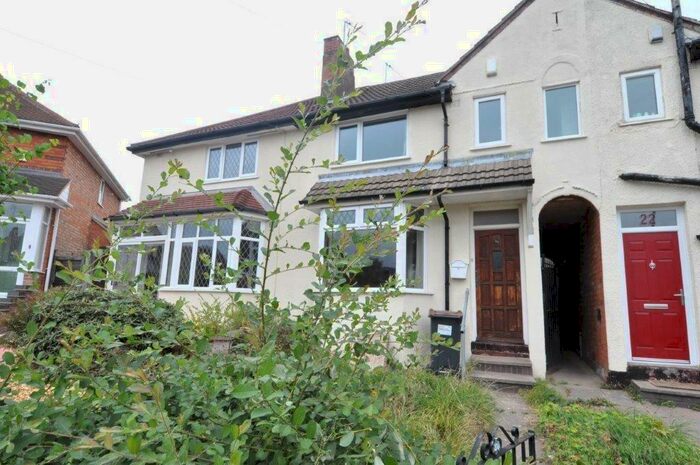 2 Bedroom House To Rent In Tealby Grove, Birmingham, B29
