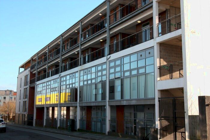 1 Bedroom Flat To Rent In George Place, Plymouth, PL1