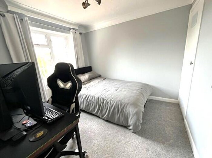 3 Bedroom End Of Terrace House For Sale In Coppice Lane, Selsey, PO20