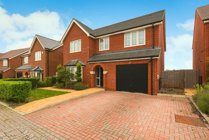 4 Bedroom Detached House For Sale In Leonards Gate, Grendon Underwood, Aylesbury, HP18