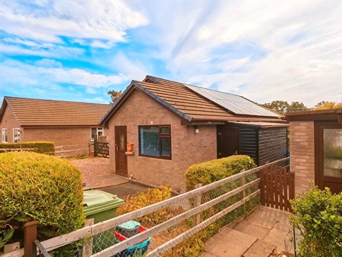3 Bedroom Bungalow For Sale In Newbridge-on-Wye, Llandrindod Wells, LD1