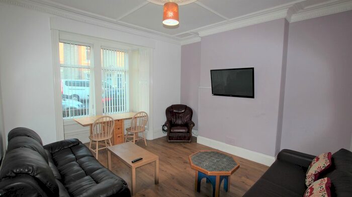 6 Bedroom Terraced House To Rent In Cardigan Terrace, Heaton, Newcastle Upon Tyne, NE6