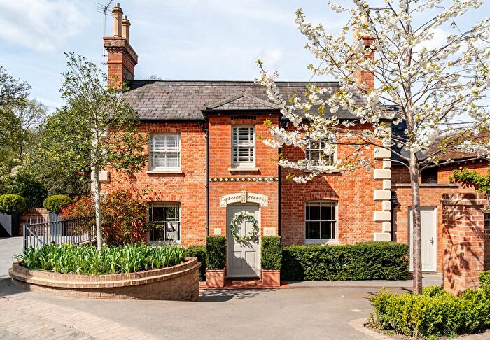 4 Bedroom Detached House For Sale In Silverbirches Lane, Aspley Heath, MK17