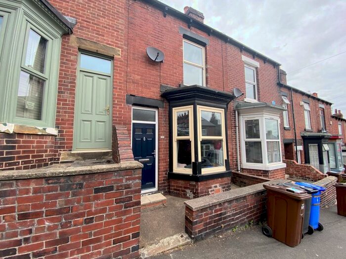 3 Bedroom Terraced House To Rent In Hunter Hill Road, S11