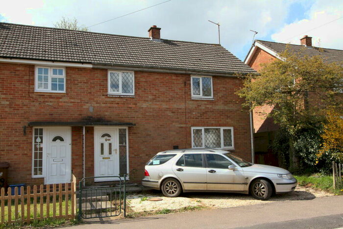 3 Bedroom Semi-Detached House To Rent In Bretch Hill, Banbury, OX16