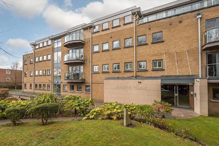 2 Bedroom Flat To Rent In The Downs, Wimbledon, London, SW20