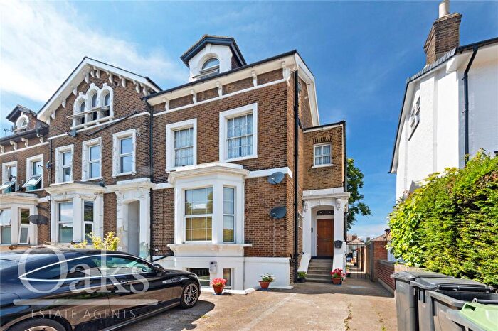 1 Bedroom Apartment For Sale In Selhurst Road, South Norwood, SE25