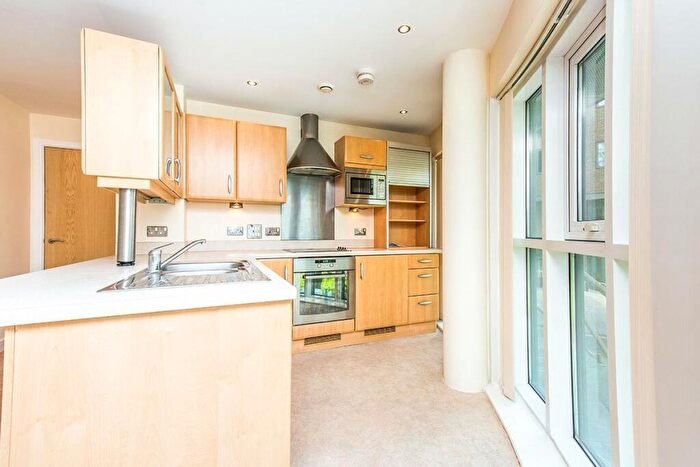 2 Bedroom Flat To Rent In Briton Street, Southampton, Hampshire, SO14