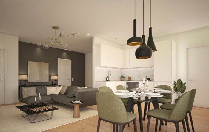 2 Bedroom Apartment For Sale In Unit Marefair Court, Northampton, NN1