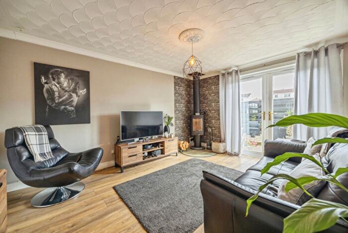 3 Bedroom Detached House For Sale In Redbrae Avenue, Bo'ness, EH51