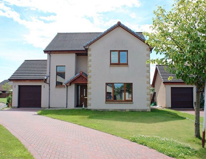 4 Bedroom Detached House For Sale In Willow Place, Blairgowrie, PH10