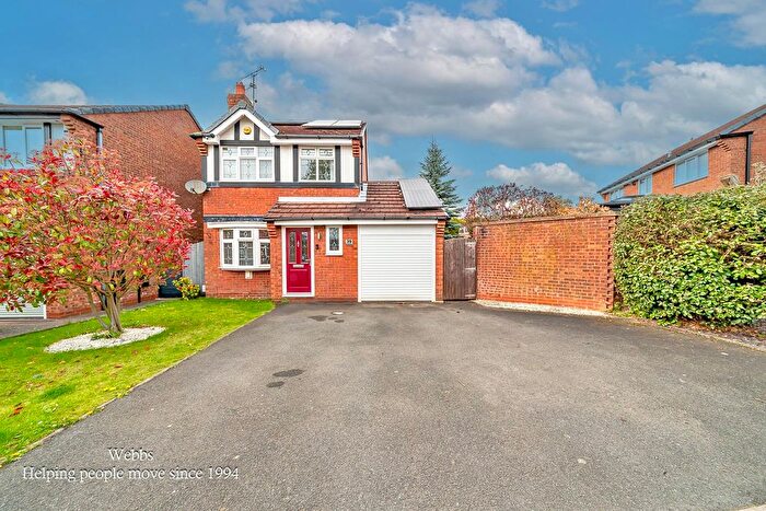 3 Bedroom Property For Sale In Brook House Lane, Featherstone, Wolverhampton, WV10