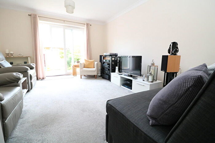 2 Bedroom Terraced House To Rent In Holmesdale Road, North Holmwood, RH5