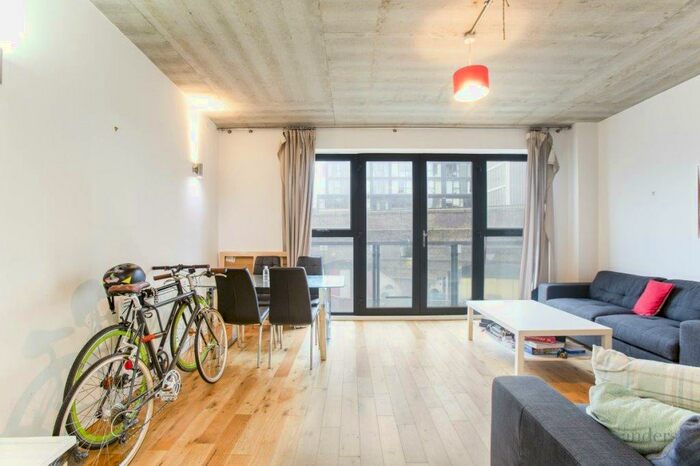 2 Bedroom Flat To Rent In Kingsland Road, Hackney, London, E2