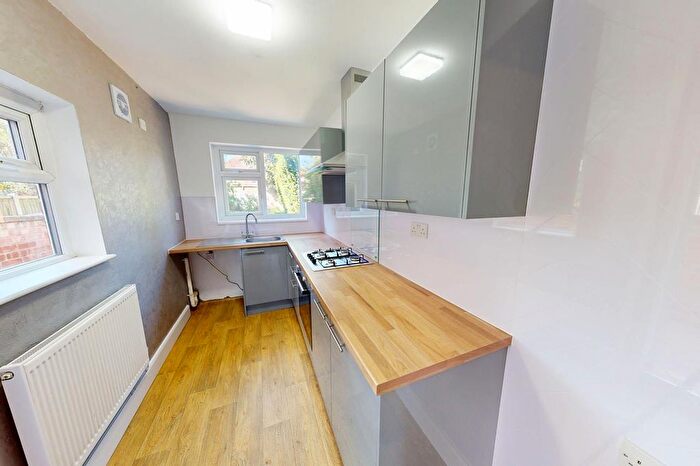 3 Bedroom Terraced House To Rent In Worrall Avenue, Arnold, Nottingham, NG5