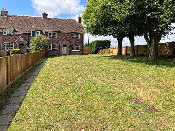 3 Bedroom End Of Terrace House To Rent In Westcourt, Burbage, Marlborough, Wiltshire, SN8