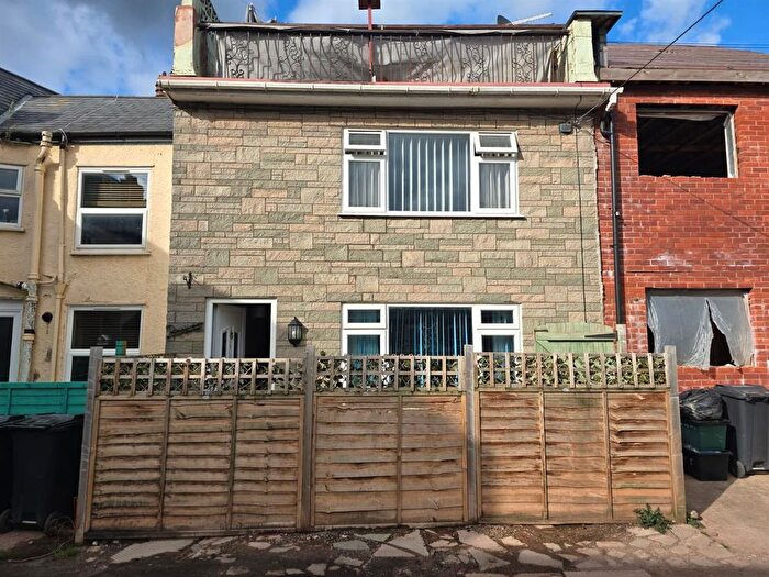 3 Bedroom Terraced House To Rent In Cox's Court, Park St, Tiverton, EX16