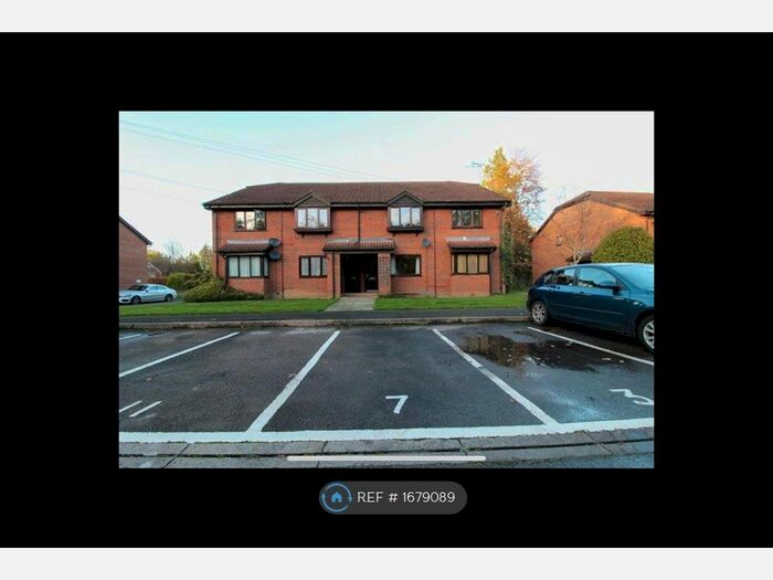 1 Bedroom Maisonette To Rent In St. Michaels Close, Fleet, GU51