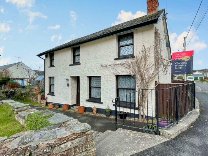 4 Bedroom Detached House For Sale In Ilfracombe, EX34