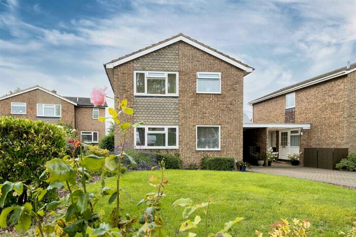 3 Bedroom Detached House For Sale In Bowling Green Road, Cranfield, Bedford, MK43