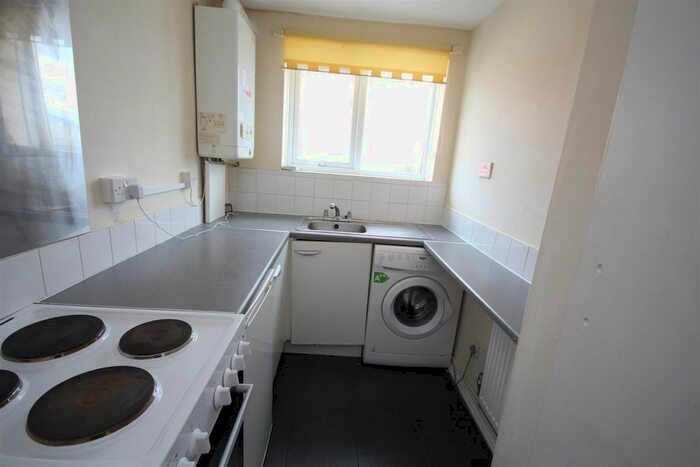 1 Bedroom Flat To Rent In Prospect Court, Newcastle Upon Tyne, NE4