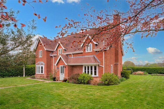 4 Bedroom Detached House For Sale In Broad Street, Beechingstoke, Pewsey, SN9