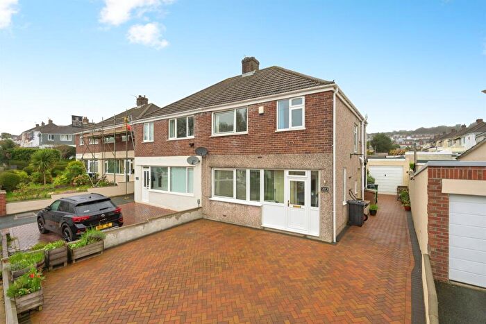 3 Bedroom Semi-Detached House For Sale In St. Margarets Road, Plymouth, PL7