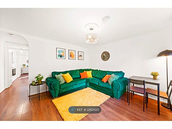 1 Bedroom Flat To Rent In Silver Hill Gardens, Chatham, ME4