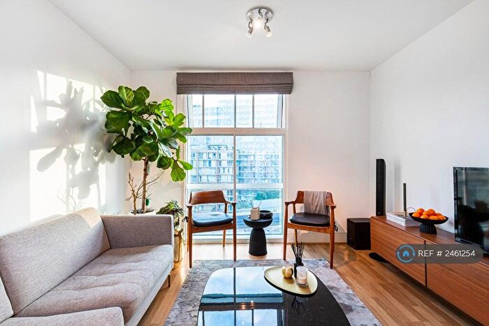 1 Bedroom Flat To Rent In Warwick Building, London, SW11