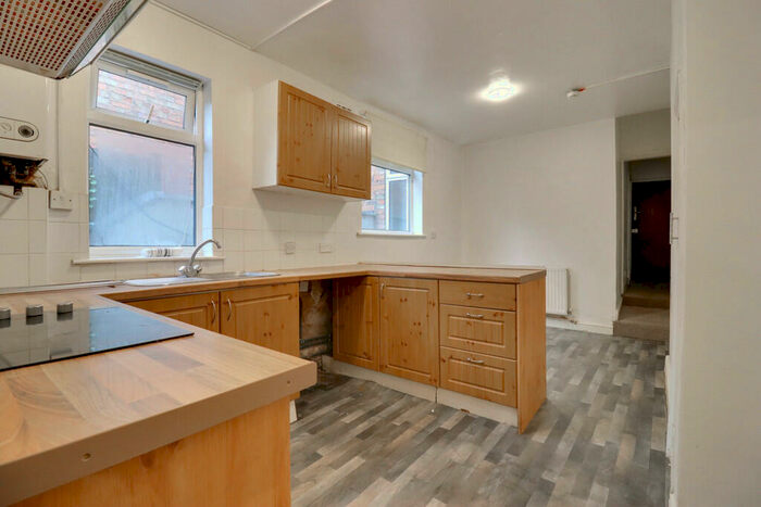 1 Bedroom Flat To Rent In Kirby Road, Leicester, LE3