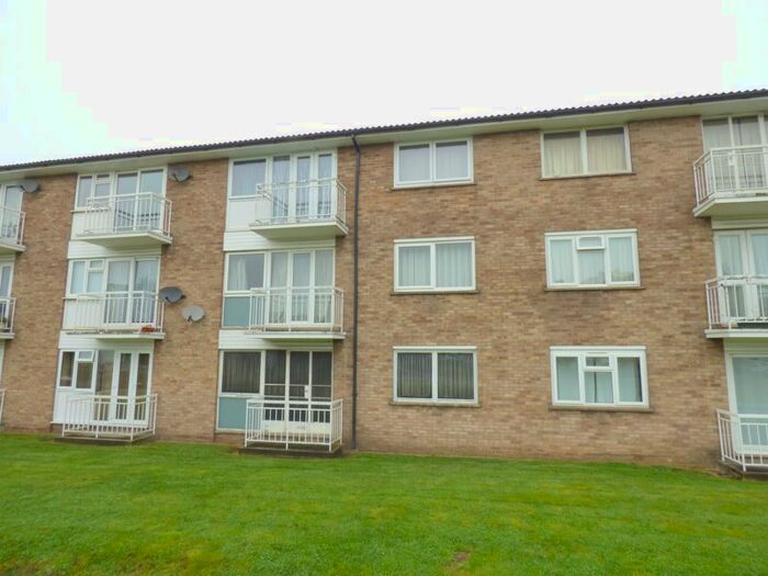 1 Bedroom Flat To Rent In Edwards Gardens, Swanley, BR8