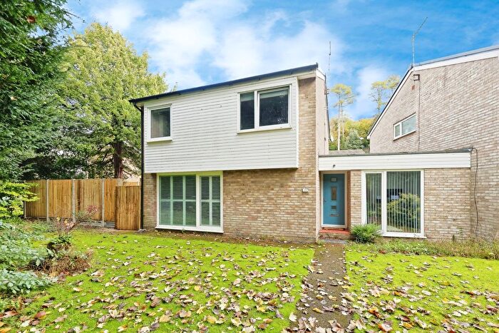 5 Bedroom Link Detached House For Sale In Riverdale, River, Kent, CT17
