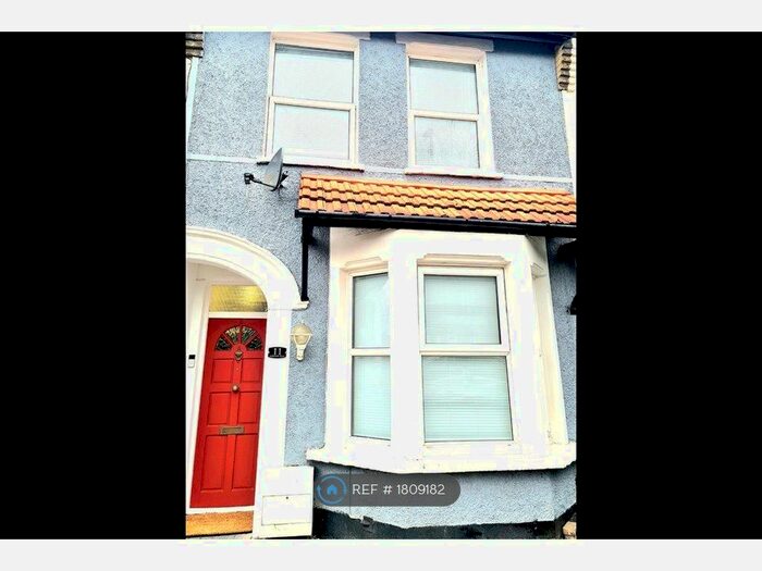 2 Bedroom Terraced House To Rent In Ladbrook Road, London, SE25