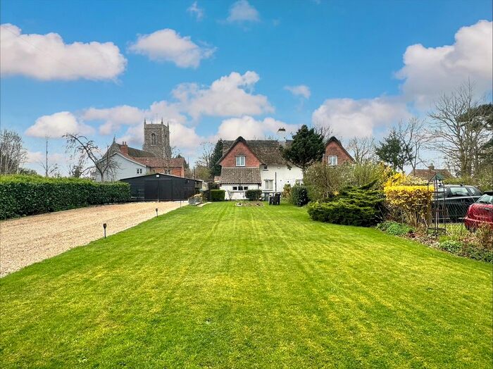 3 Bedroom Semi-Detached House For Sale In Top Road, Belaugh, Norwich, NR12